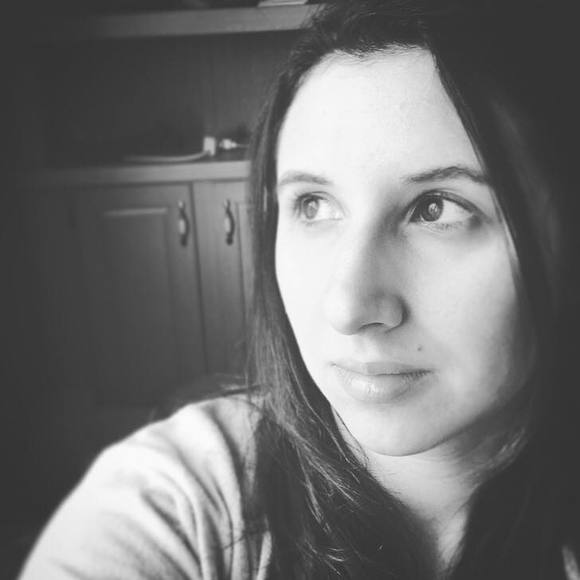 Meet your Posher, Serena - Picture 1 of 1